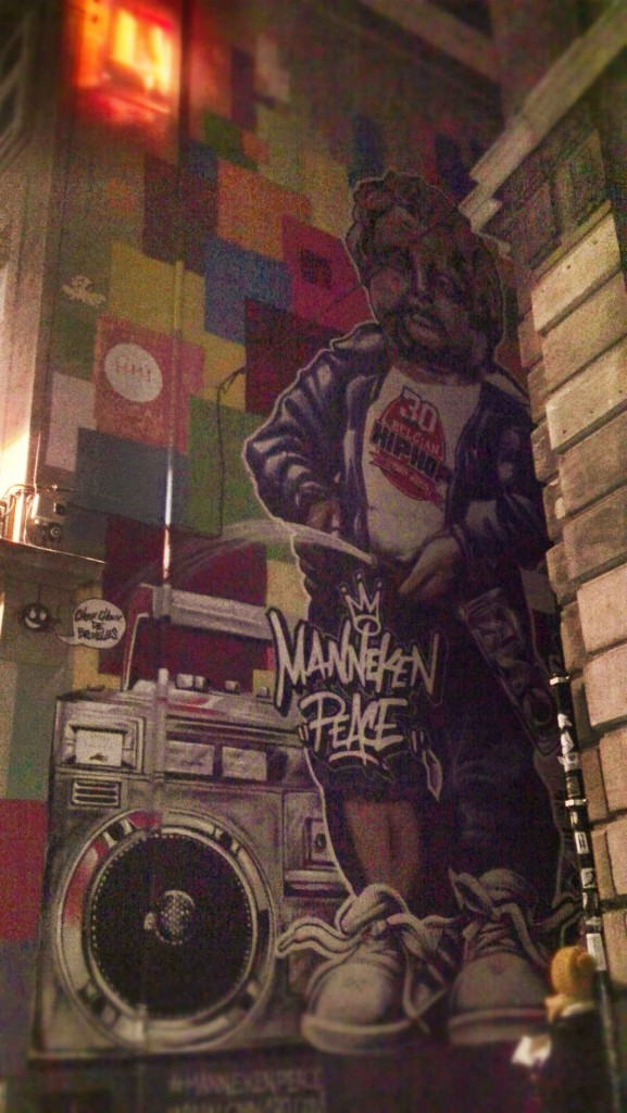 Manneken Peace - Graffiti Bruxelles
